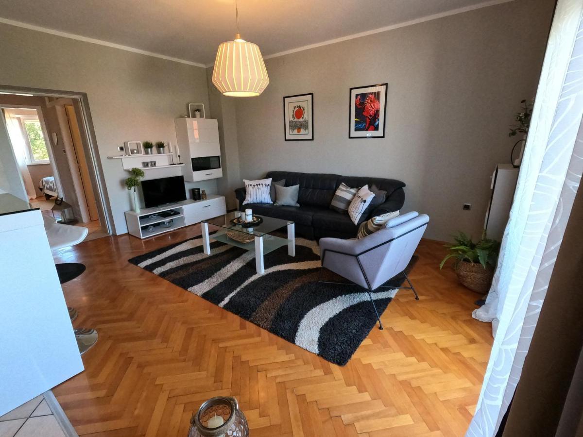 Apartmani Violic Punat Esterno foto