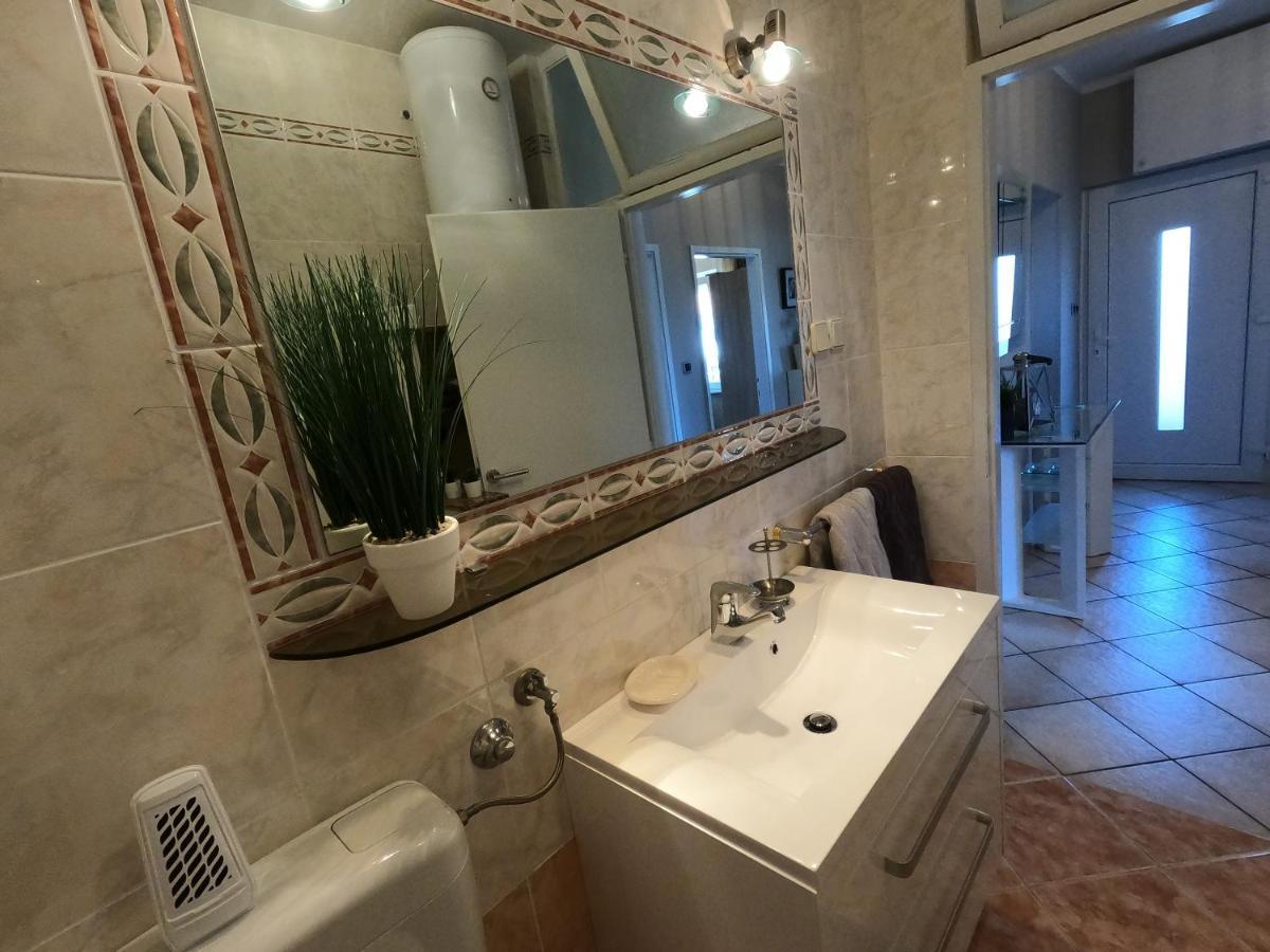 Apartmani Violic Punat Esterno foto
