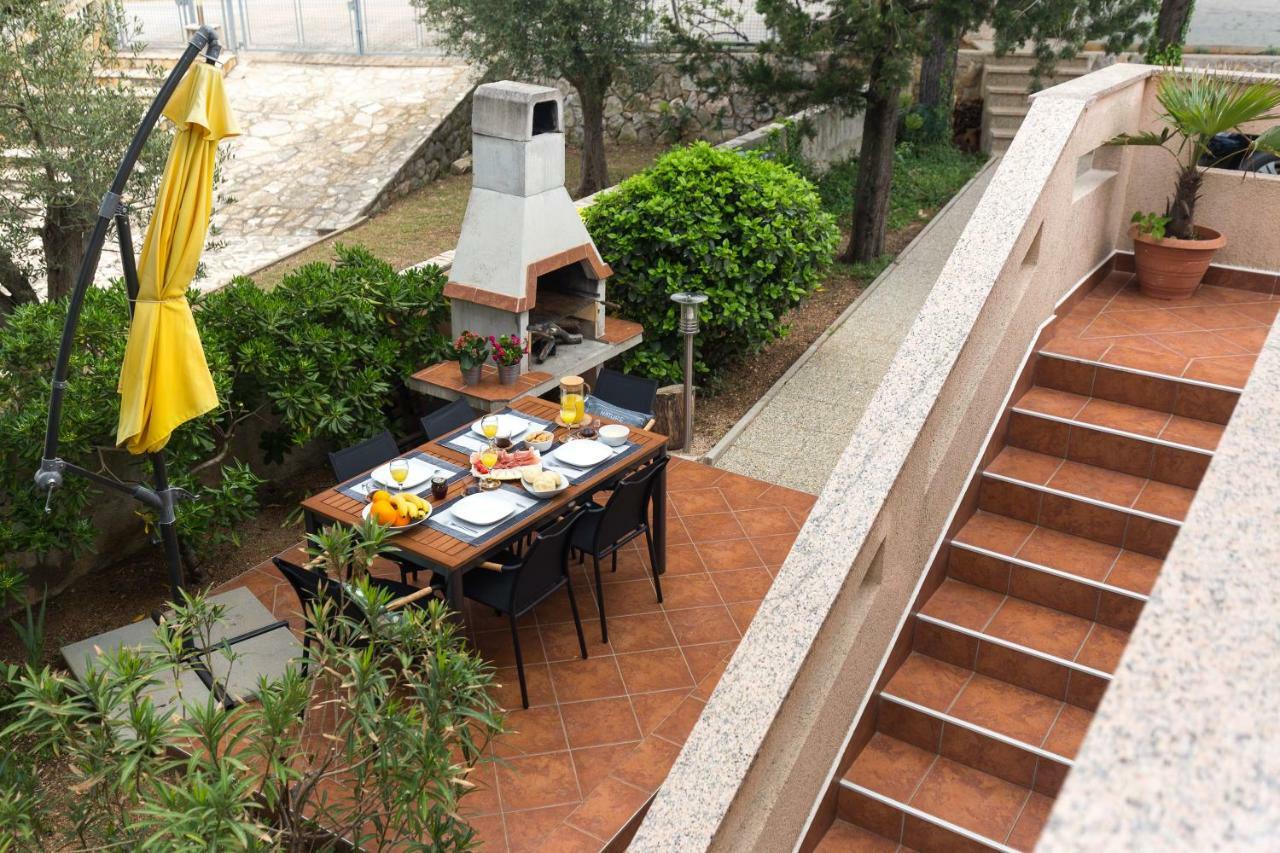 Apartmani Violic Punat Esterno foto
